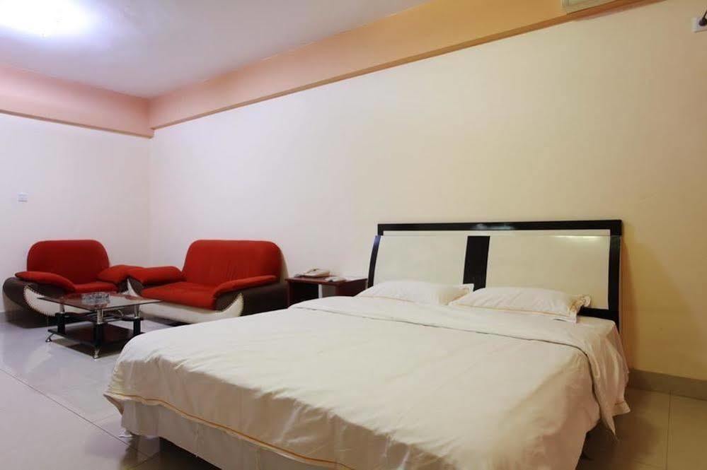 Taohuayuan Apartment Hotel Nanning Exterior foto